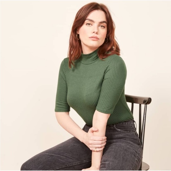 Reformation Ribbed Knit Leia Mock Turtleneck Top in Sage Gren New Size Small - Picture 2 of 11